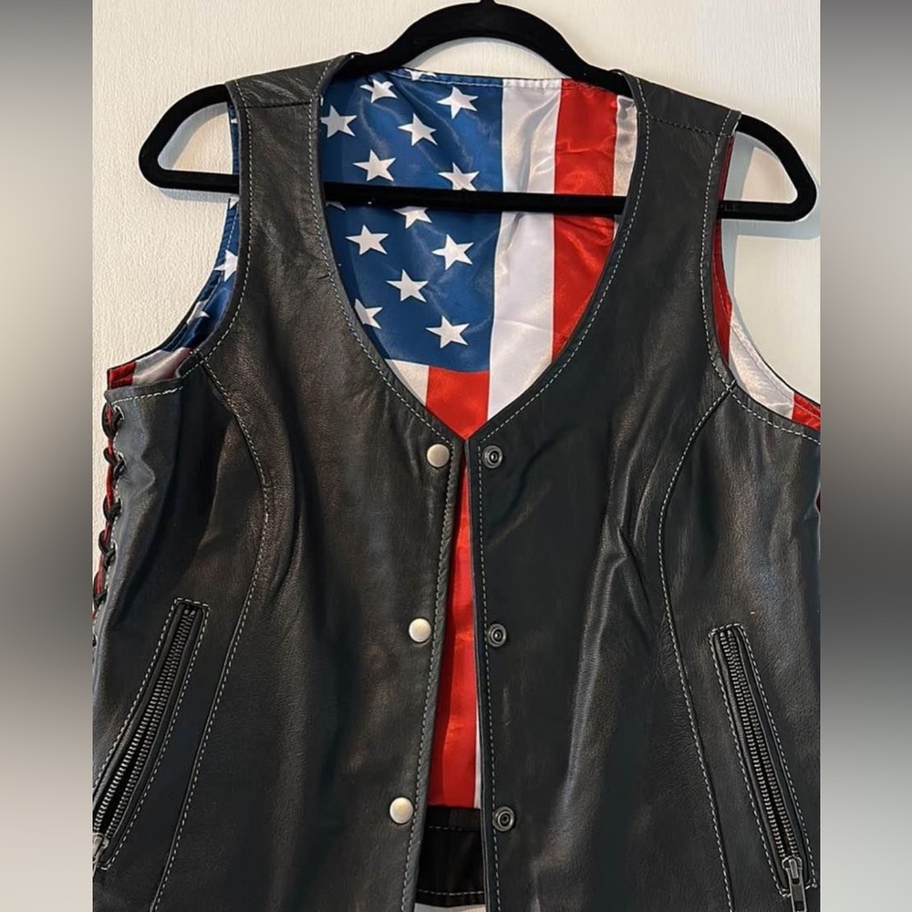 Womens leather vest with CC pocket size L
